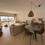 Marina Mar By Fhr Piscina, Parking Quarteira
