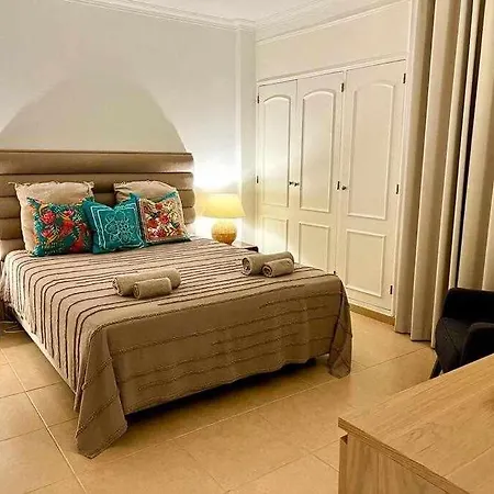Appartement Marina Mar By Fhr Piscina, Parking