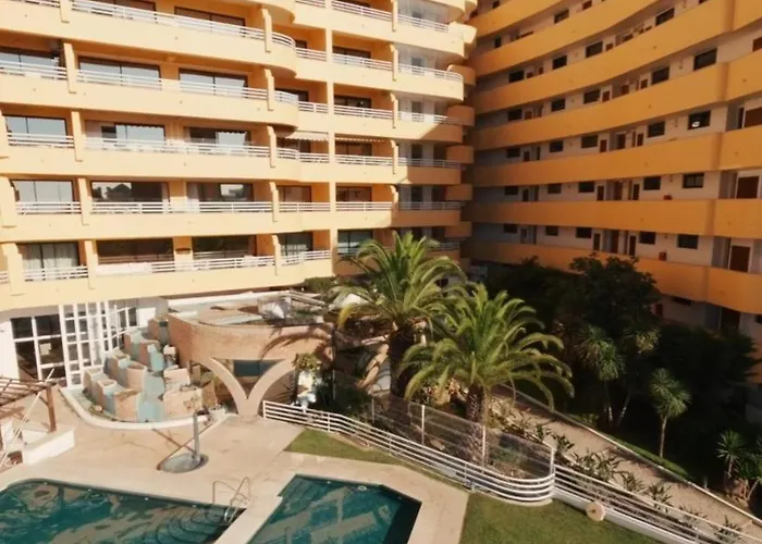 Apartment Marina Mar By Fhr Piscina, Parking